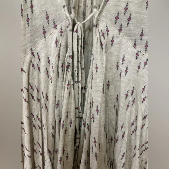 Free People Hummingbird Shirt Size Small - Picture 10 of 10